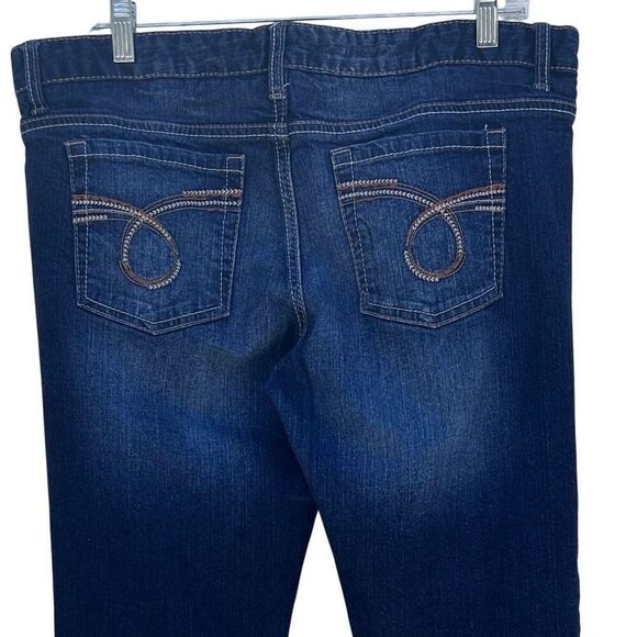 RUE21 Denim Jeans Women's Size 13/14 Blue Dark Wash Mid-rise Skinny Stretch - Picture 5 of 15